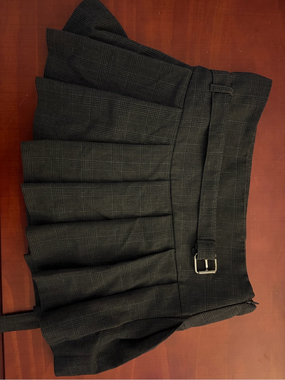 Grey Pleated skirt with Waist Buckle